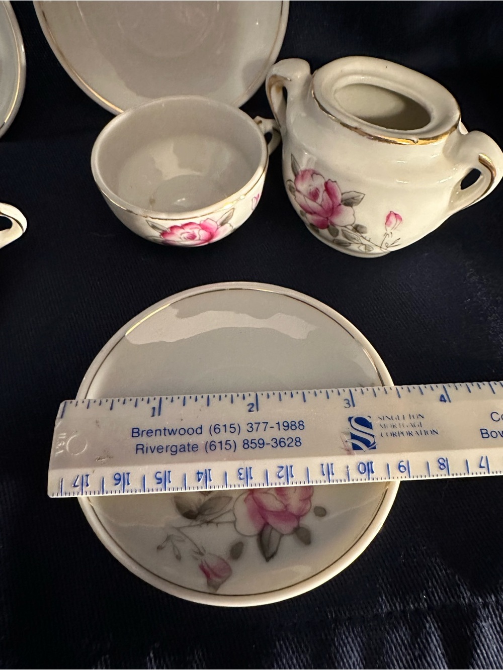Pink Rose Porcelain Tea Set - Floral Pattern - Picture 5 of 5